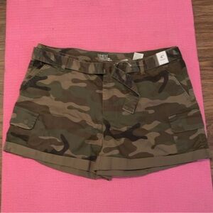 Time and Tru Women's Camo Cargo Shorts